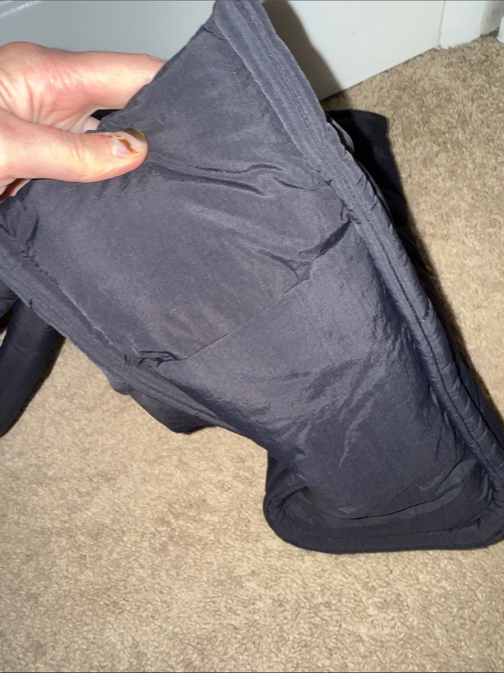 Thirty Years Black the Midi-Drift tote - Picture 3 of 7